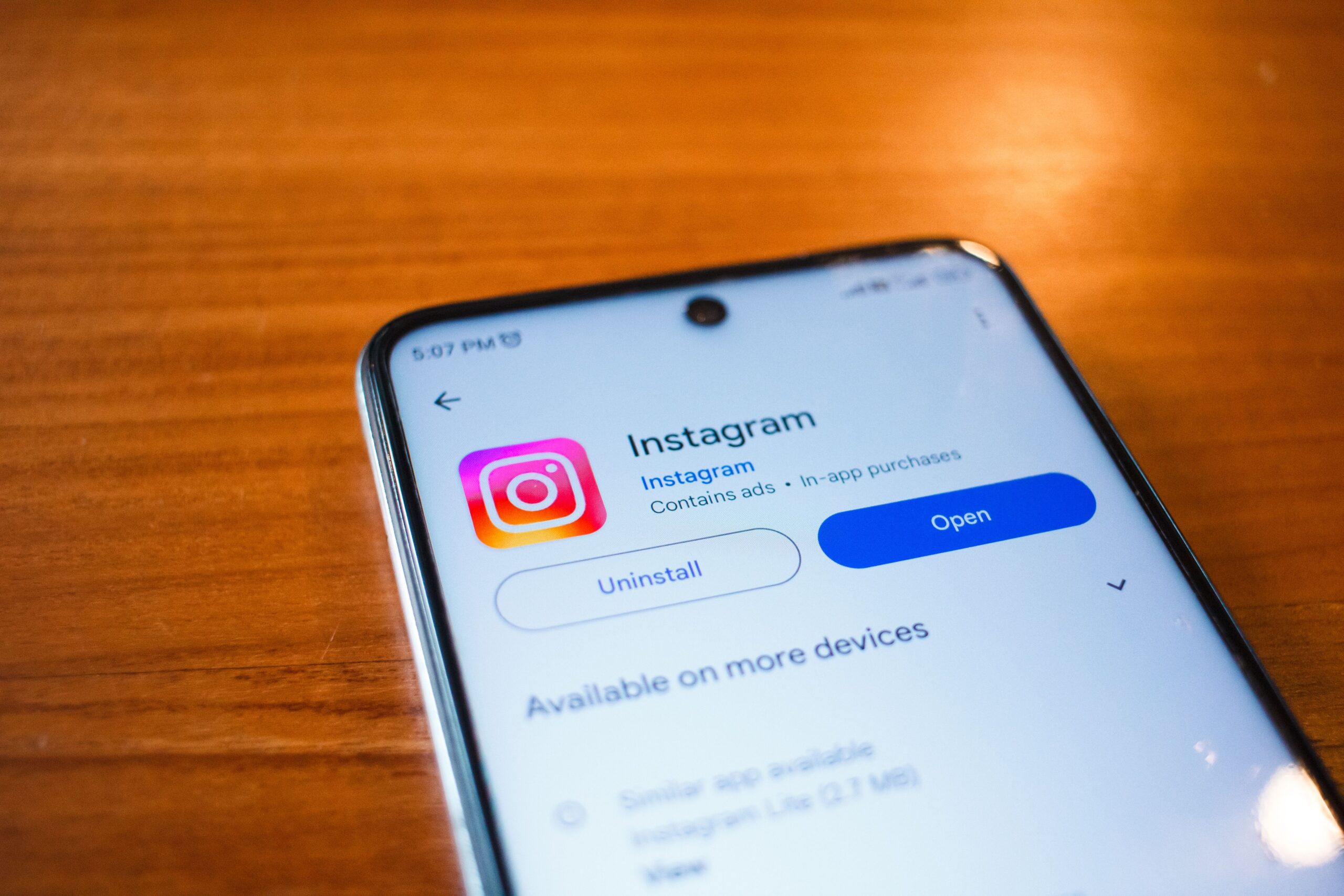 Facebook Ads vs Instagram Ads 2026